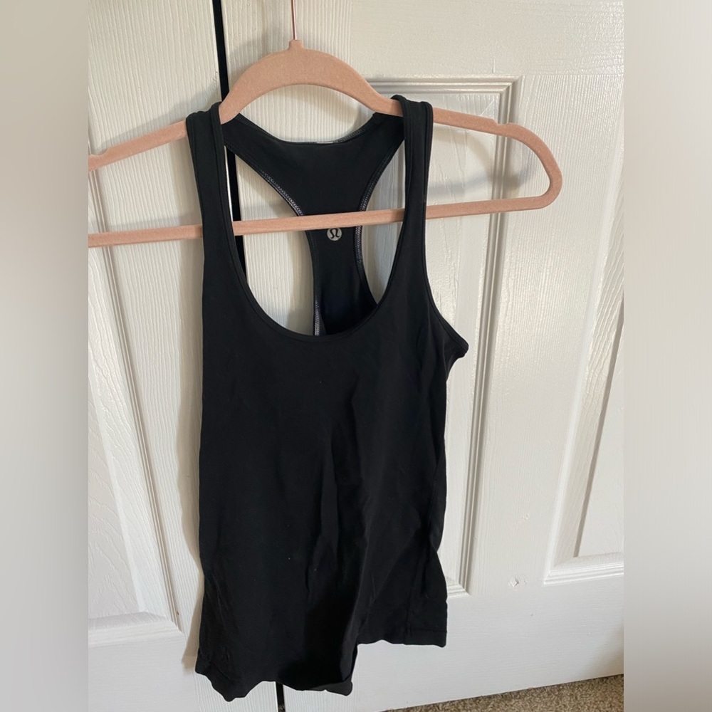 Black lululemon tank top